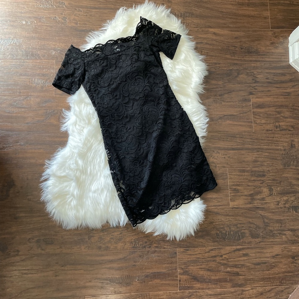 Black off the shoulder lace dress